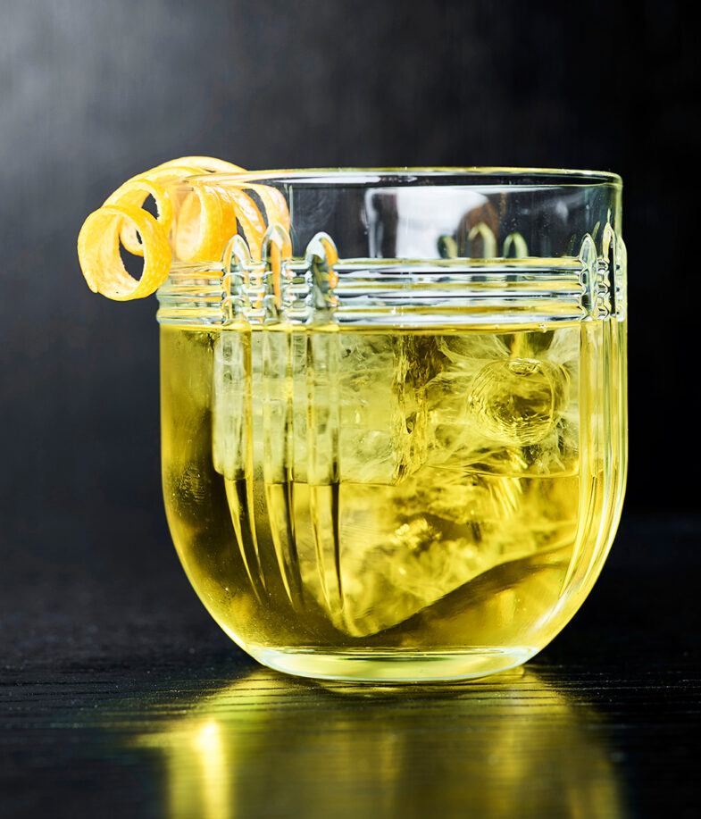 Golden Negroni Bar Cocktail